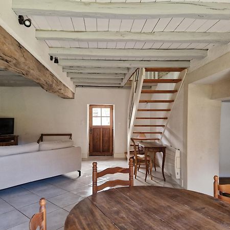 Gite Les Frenes Avec Pre Dans Joli Hameau Vermenton Extérieur photo