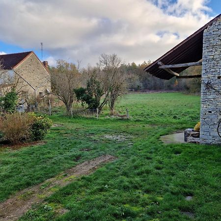 Gite Les Frenes Avec Pre Dans Joli Hameau Vermenton Extérieur photo